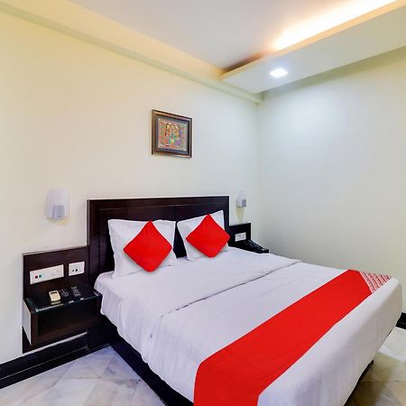 Oyo Flagship Hotel Rudra Palace Agra  Extérieur photo
