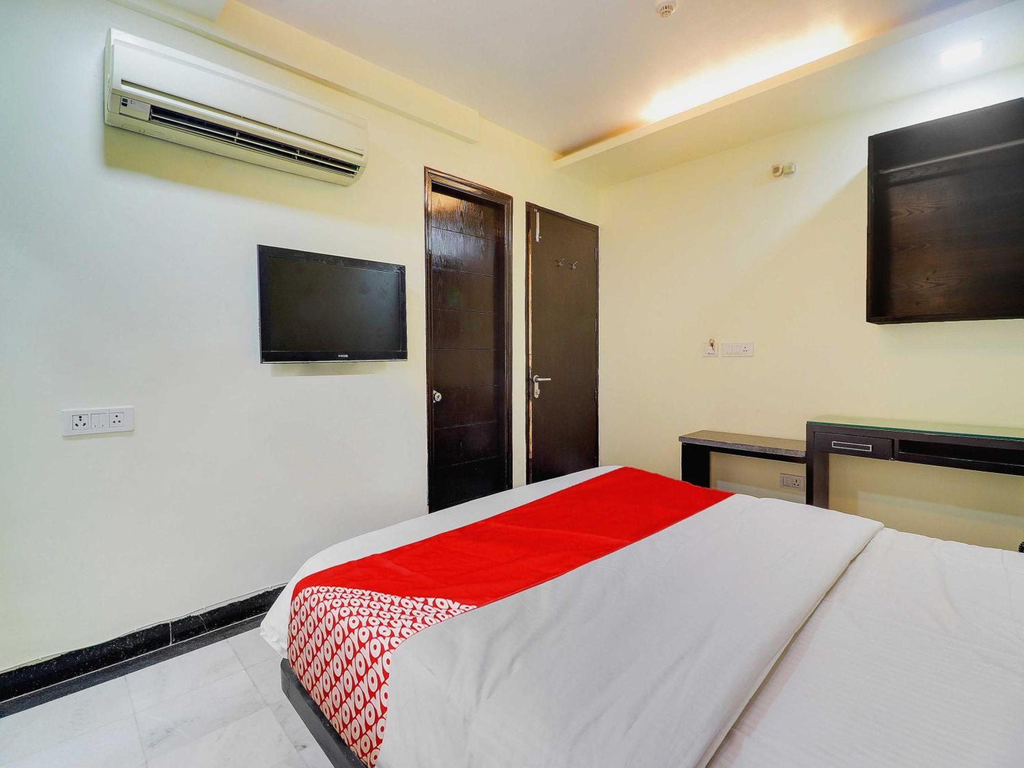 Oyo Flagship Hotel Rudra Palace Agra  Extérieur photo
