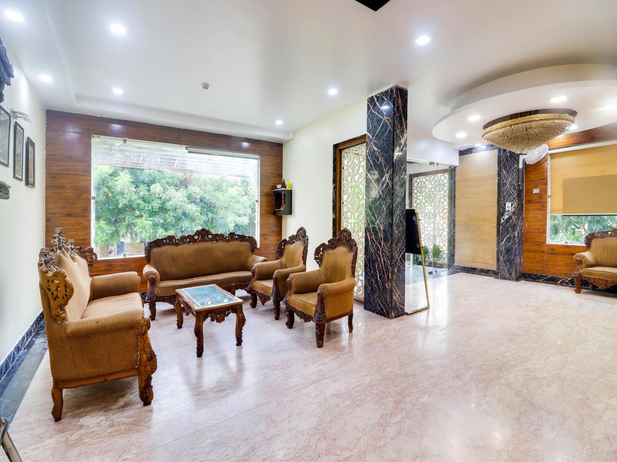 Oyo Flagship Hotel Rudra Palace Agra  Extérieur photo