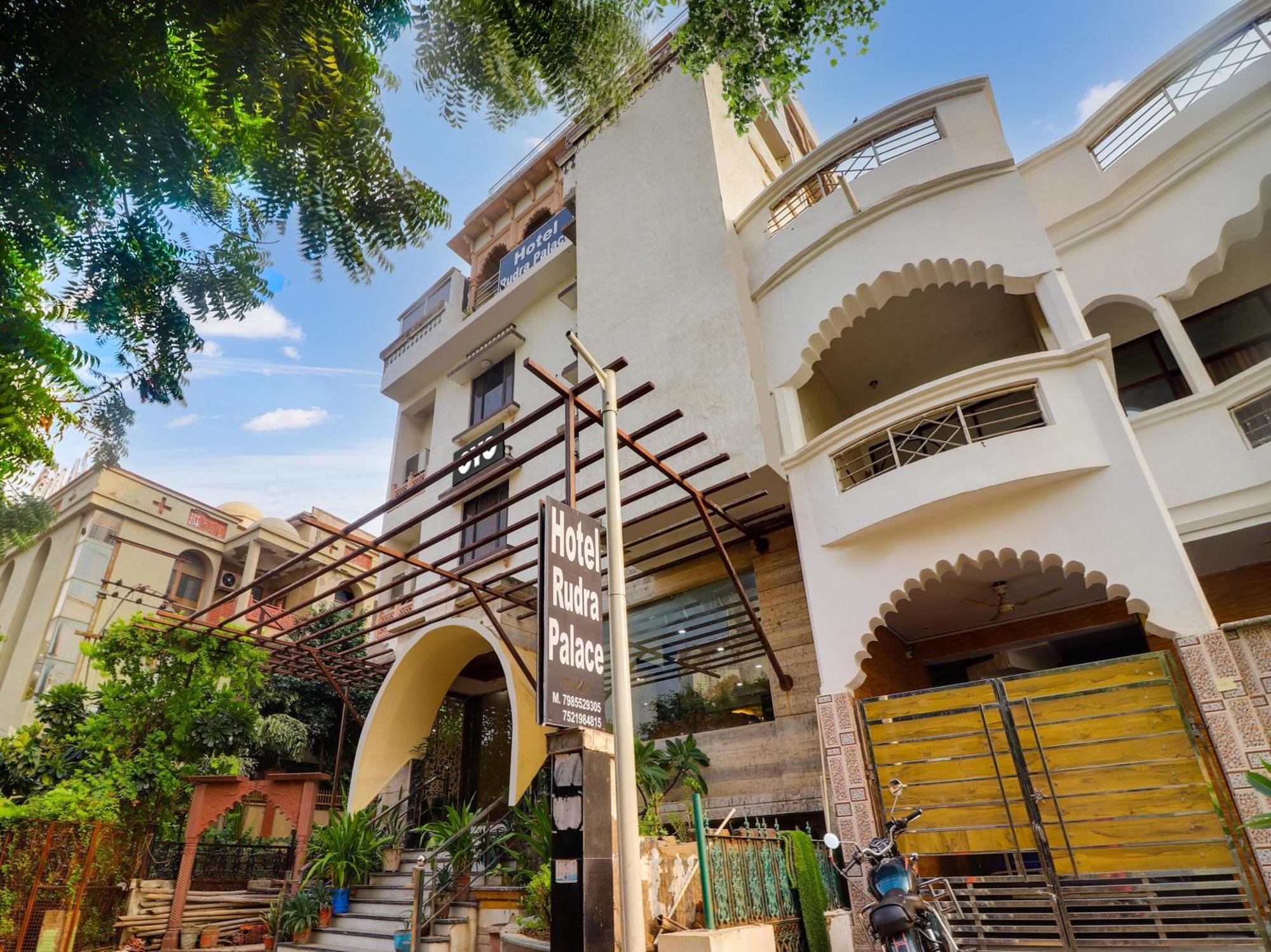 Oyo Flagship Hotel Rudra Palace Agra  Extérieur photo