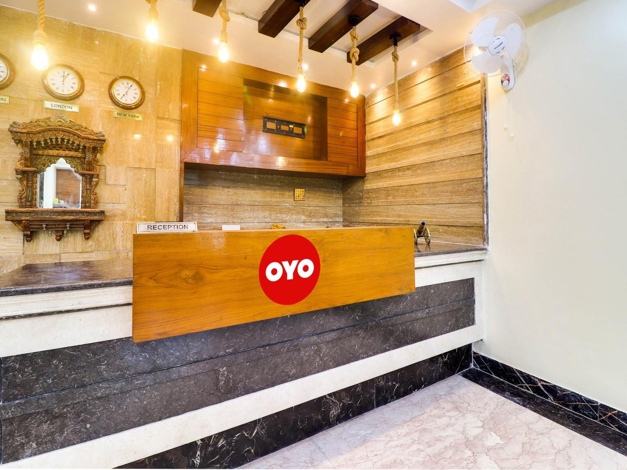 Oyo Flagship Hotel Rudra Palace Agra  Extérieur photo