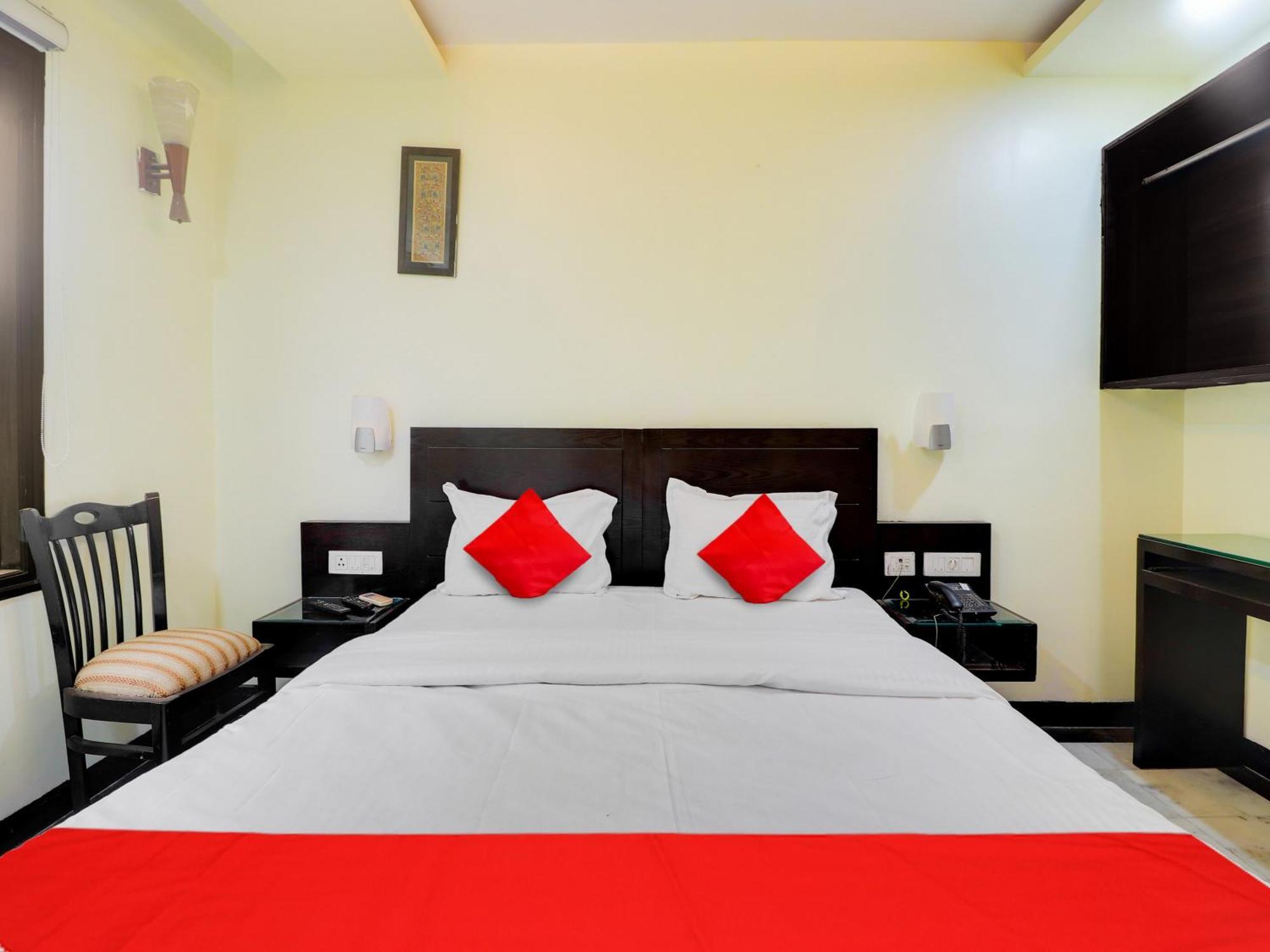 Oyo Flagship Hotel Rudra Palace Agra  Extérieur photo