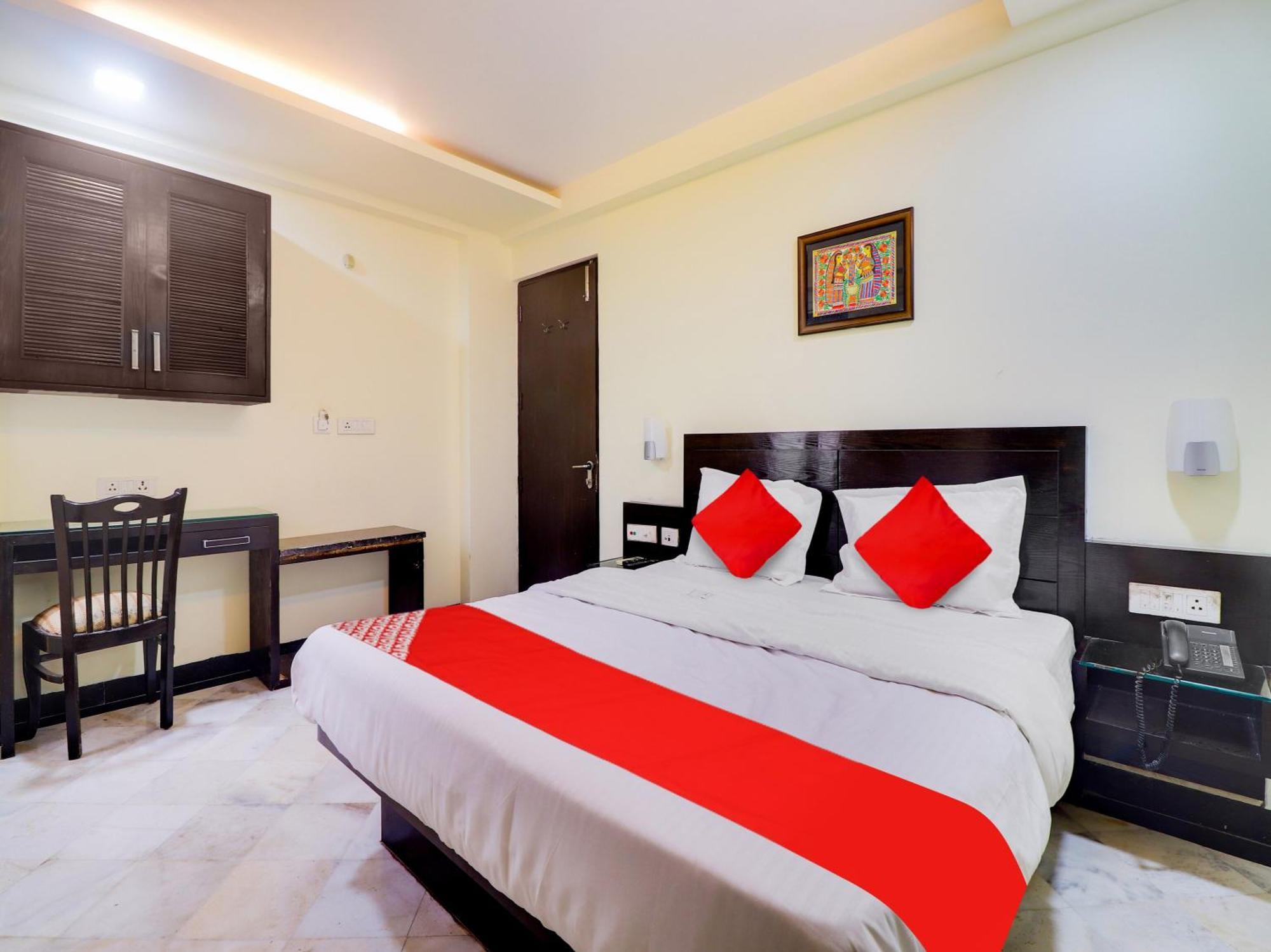Oyo Flagship Hotel Rudra Palace Agra  Extérieur photo